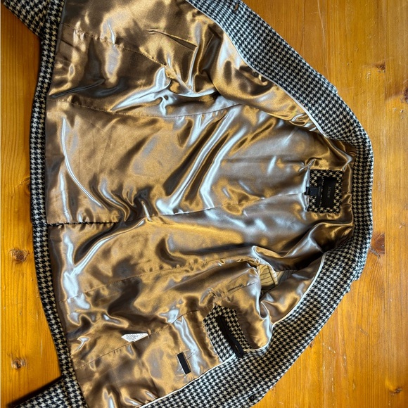 Darling Schoolboy 💯 % wool, houndstooth blazer in perfect condition! - Picture 7 of 8